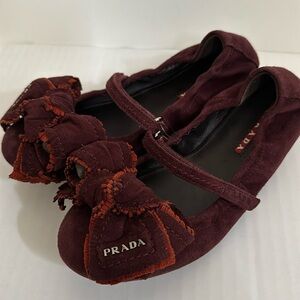 PRADA girls flats ballet shoes burgundy dark red suede leather 34 3.5 brand new
